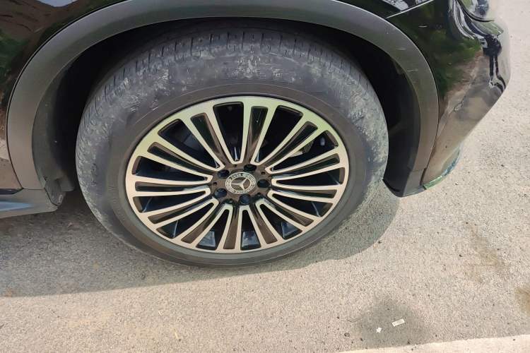 Used Mercedes-Benz GLC 2019 GLC 260 L 4MATIC Dynamic Model