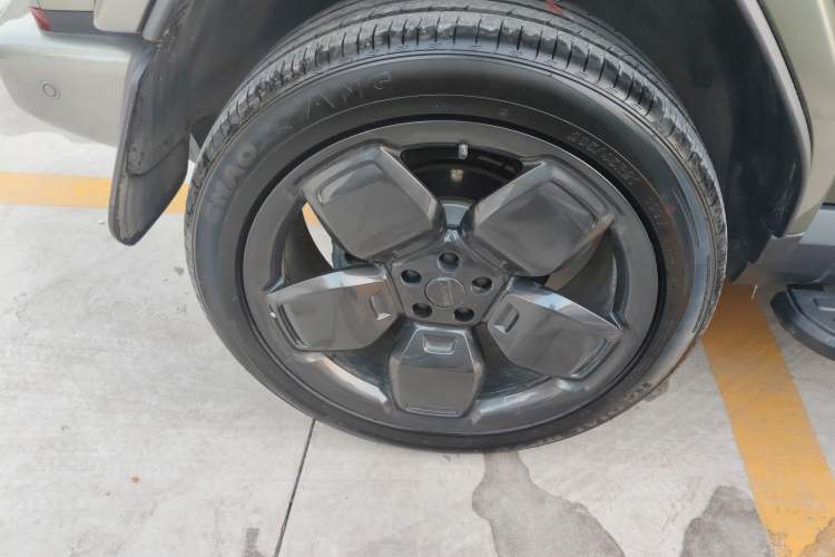 Used iCAR V23 2025 501 Four-Wheel Drive Intelligent Driving Version