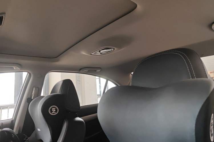 Used Geely Auto Emgrand 2020 1.5L CVT Luxury Model Headliner