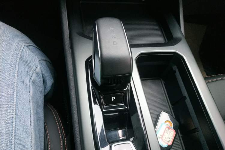 Used Geely Auto Haoyue L 2023 2.0T DCT Prestige Edition
