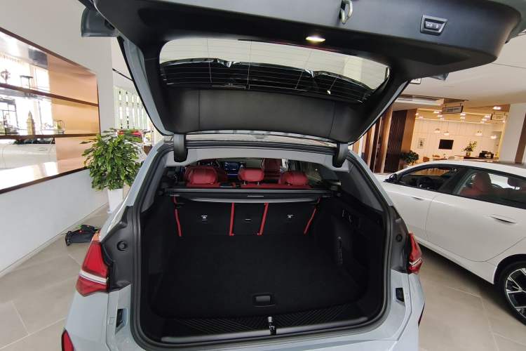 Used BMW X3 2025 xDrive30L Luxury Edition M Sport Package Trunk