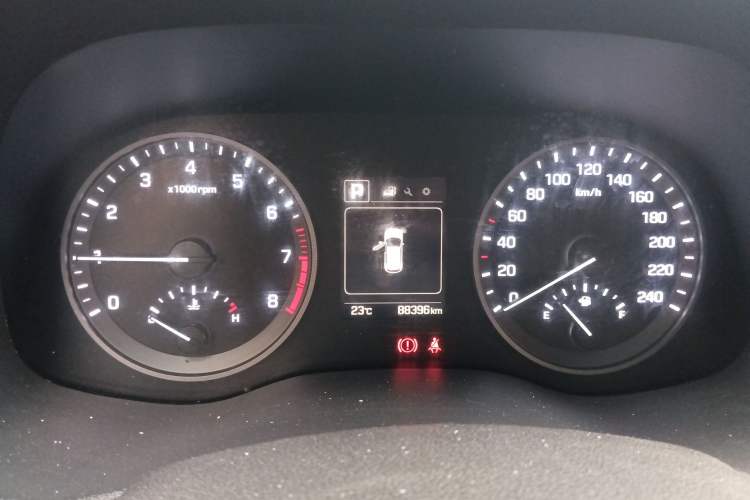 Used Hyundai Tucson 2015 1.6T Dual-Clutch Two-Wheel-Drive Smart Model
