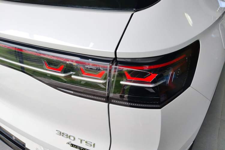 Used Volkswagen Tavendor 2023 380TSI Four-Wheel Drive R-Line Cruise Edition Exterior 1