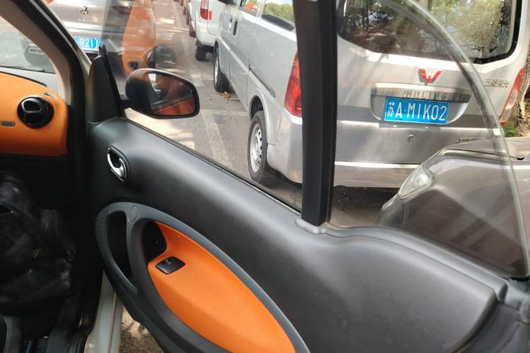 Used smart fortwo 2015 1.0L 52 kW Hardtop Passion Edition