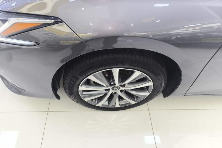 Used Lexus ES 2020 200 Luxury Edition