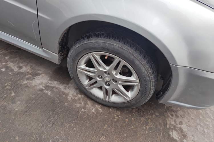 Used Soueast V3 Lingyue 2010 1.5L CVT Luxury Edition
