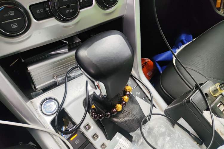 Used Volkswagen Tiguan L 2020 330TSI Automatic Two-Wheel Drive Smart Luxury Edition China VI Standard Gear Lever