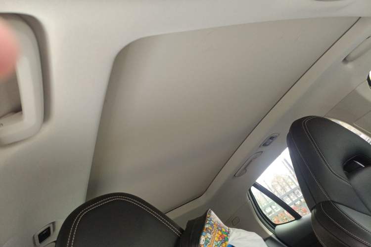 Used Lynk & Co 01 2019 2.0T Two-Wheel-Drive Version China VI Standard
