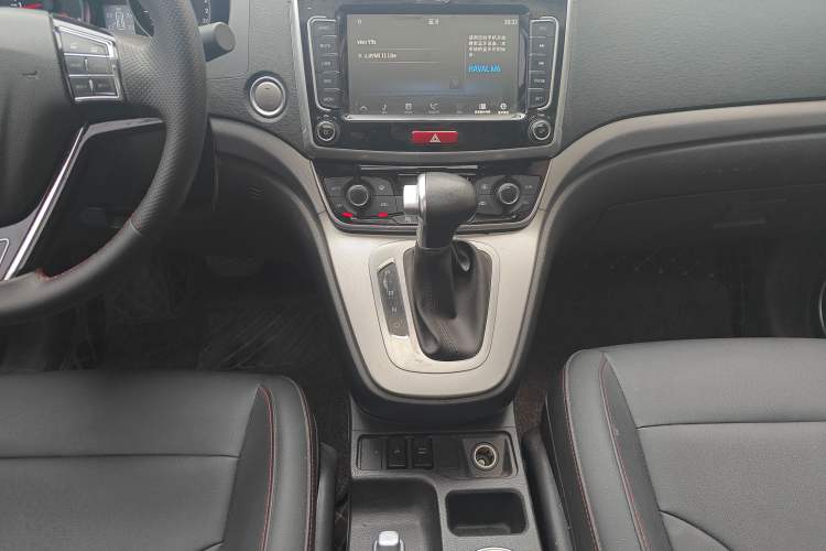 Used Haval M6 2019 1.5T DCT Two-Wheel Drive Elite Version China VI Standard
