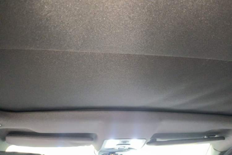 Used Land X7 2015 2.0T Panoramic Prestige Edition