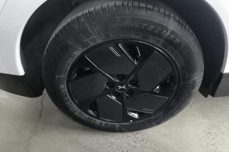 Used XPeng G6 2025 625 Long-Range Max Flagship Edition
