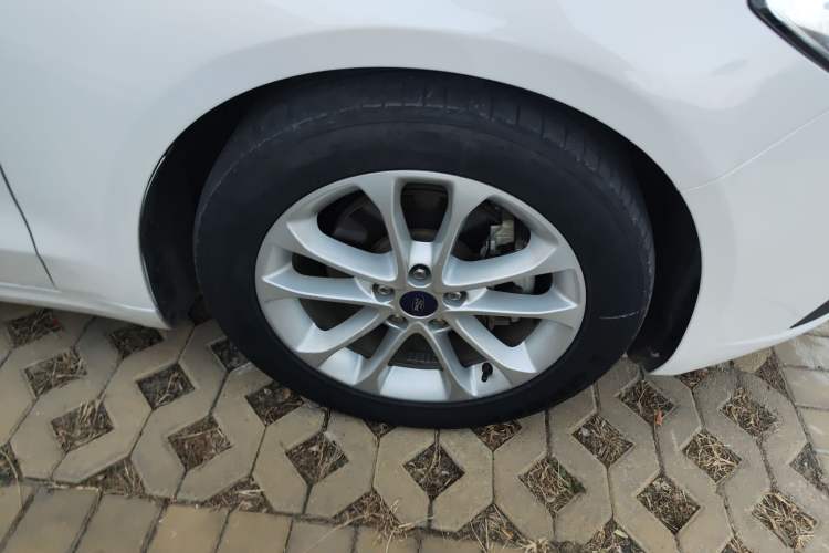 Used Ford Mondeo 2018 EcoBoost 200 Smart Control Fashion Model China VI Standard