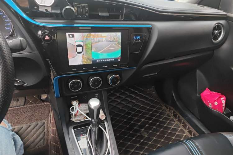 Used Toyota Levin 2018 185T CVT Luxury Edition China V Standard Audio And AC Panel