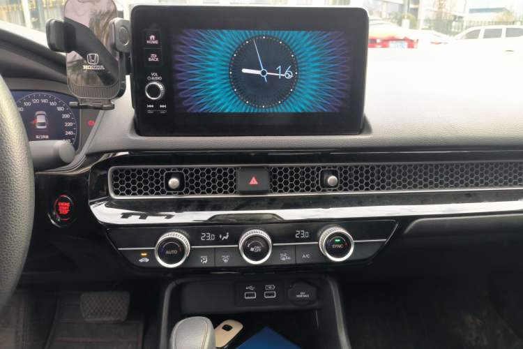 Used Honda Civic 2023 240TURBO CVT Dynamic Edition
