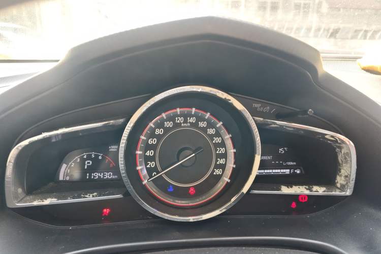 Used Mazda Mazda 3 Axela 2016 Sedan 1.5L Automatic Comfort Model
