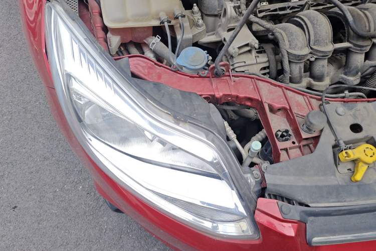 Used Ford Focus 2012 Hatchback 1.6L Manual Comfort Model
