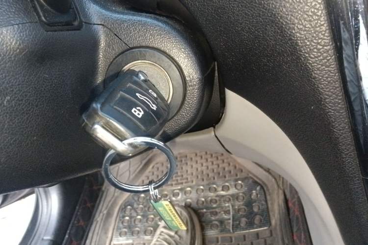 Used JAC Group Heyue 2014 1.5L Manual Luxury Version China IV Standard Vehicle Key