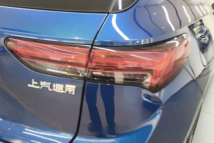 Used Buick Envision 2022 Encore S GS Two-Wheel Drive Smart & Sporty Model Right Rear Taillight