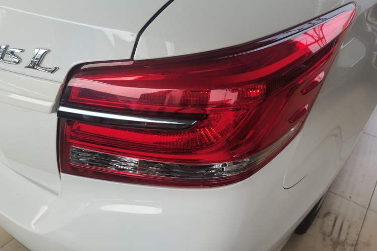 Used Toyota YARiS L Zhi Xiang 2017 1.5E CVT Dynamic Edition Right Rear Taillight