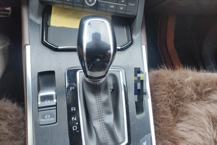 Used Wey VV5 2017 2.0T Ultra-Luxury Version
