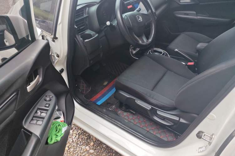 Used Honda Fit 2016 1.5L LX CVT Comfort Model Driver Seat