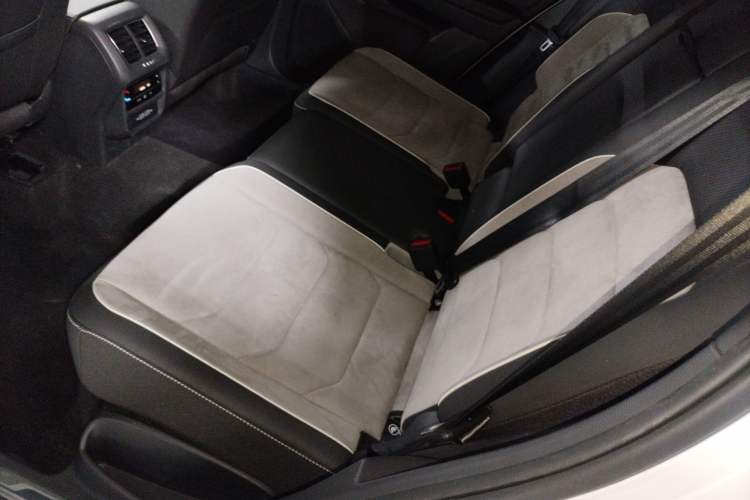 Used Volkswagen Tayron 2022 380TSI Four-Wheel Drive R-Line Connected Version
