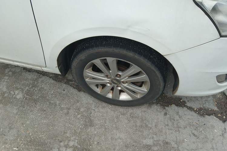 Used Chery E3 2015 1.5L Manual Fashion Model Right Front Wheel Hub