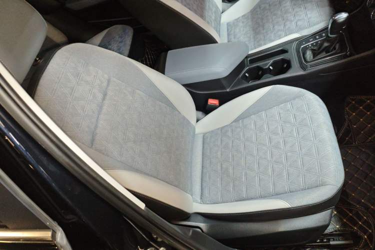 Used Volkswagen Lavida 2023 280TSI DSG Full-Comfort Edition Right Front Seat