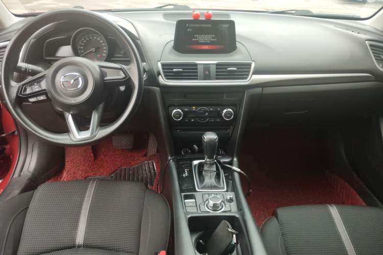 Used Mazda 3 Axela 2017 Hatchback 1.5L Automatic Luxury Model Emission Standard China V