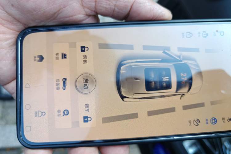 Used Mercedes-Benz GLC 2019 Facelift GLC 260 L 4MATIC Luxury Model