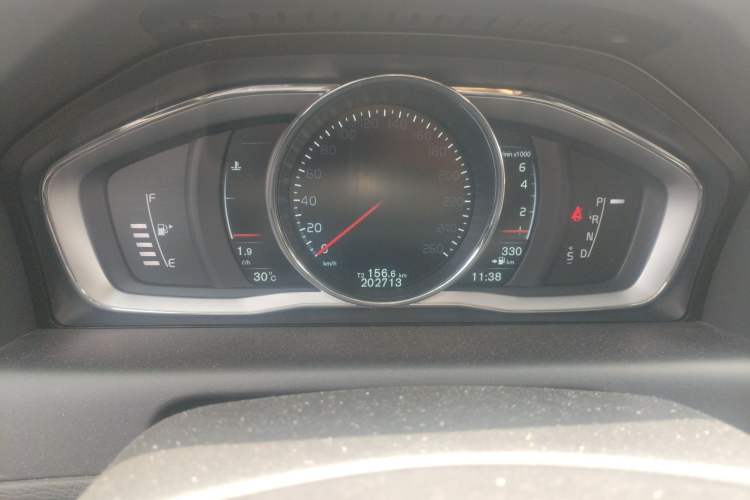 Used Volvo XC60 2016 T5 Smart Version Instrument Cluster