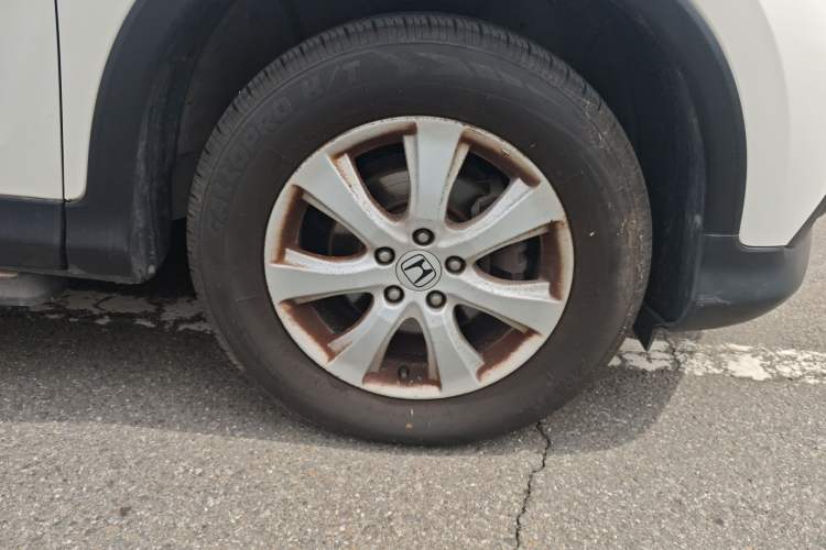 Used Honda CR-V 2012 2.0L two-wheel drive urban version Right Front Wheel Hub