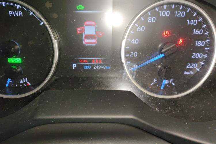 Used Toyota Wildlander 2022 Dual-Engine 2.5L E-CVT Two-Wheel Drive Luxury PLUS Edition
