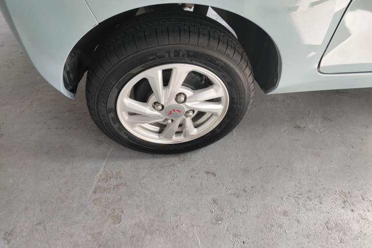 Used Wuling Hongguang MINIEV 2020 Zizai Version Lithium-NMC Exterior 5