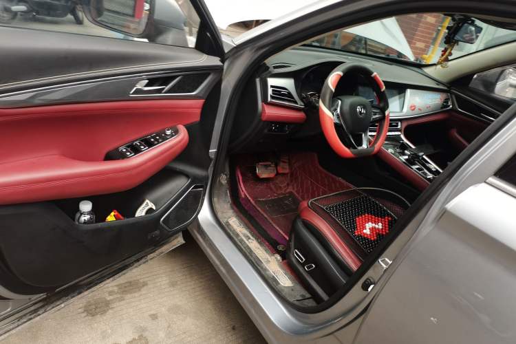 Used Changan CS85 COUPE 2019 1.5T DCT Dynamic Version China VI Standard
