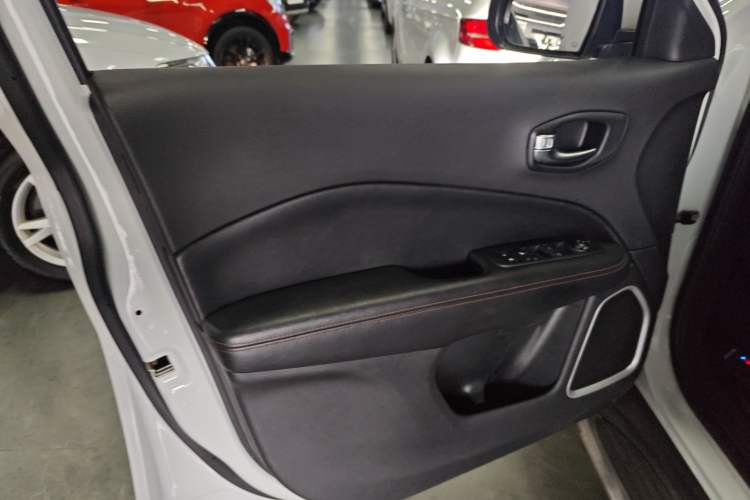 Used Jeep Compass 2019 220T Automatic Family Edition