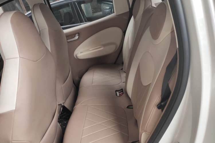 Used Wuling Hongguang MINIEV 2025 Four-Door Version Advanced Edition Left Rear Seat