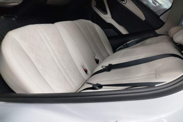 Used BYD Yuan UP 2025 Intelligent Driving Version 401 km Beyond-Range Edition