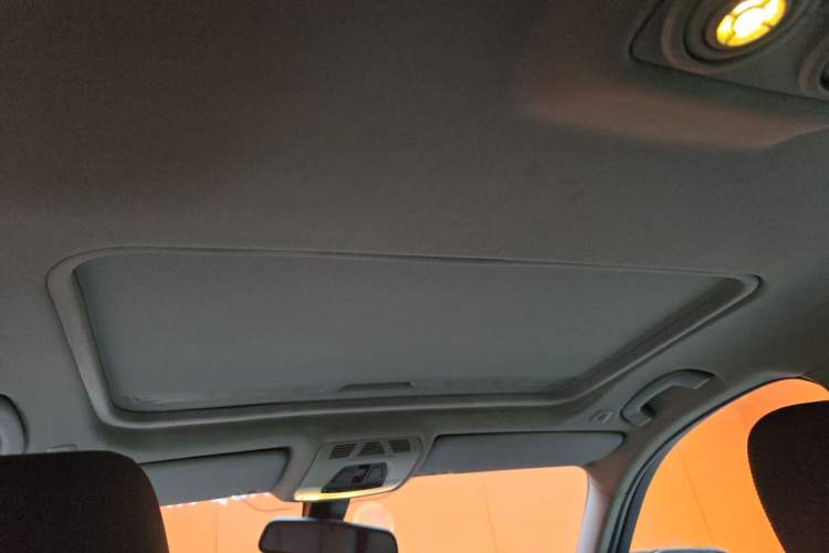 Used BMW 3 Series 2014 320Li Fashion Model