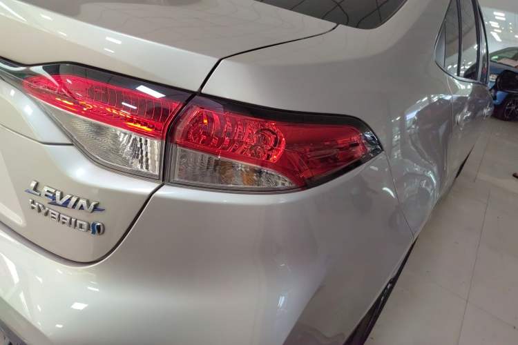 Used Toyota Levin 2023 Smart Electric Hybrid Dual-Engine 1.8L Sport Edition Right Rear Taillight