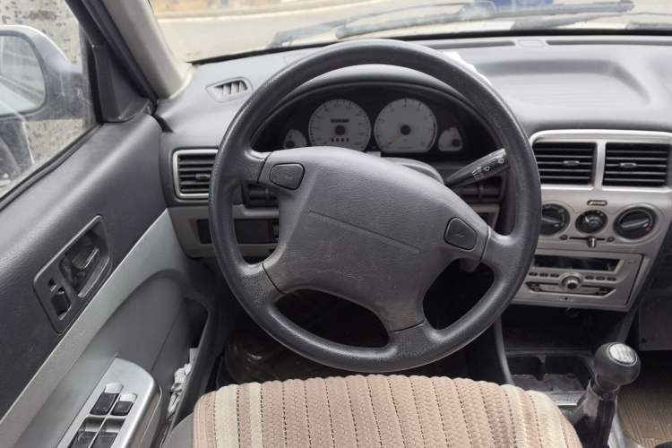 Used Suzuki Lingyang 2012 1.3L Base Version