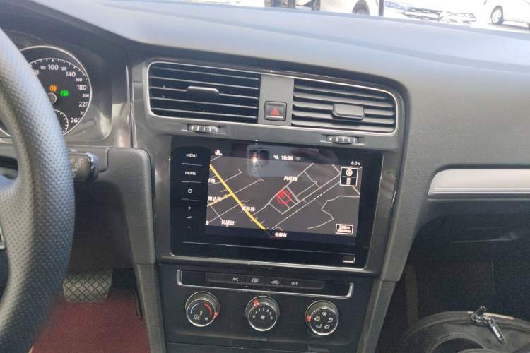 Used Volkswagen Golf 2020 Zhiai Edition 280TSI DSG Comfort Model Audio And AC Panel