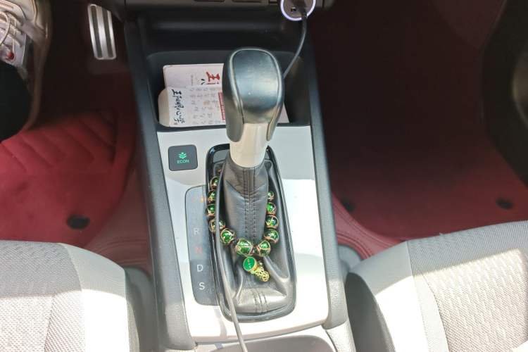 Used Honda Fit 2021 1.5L CVT Trendy Run Pro Edition Gear Lever