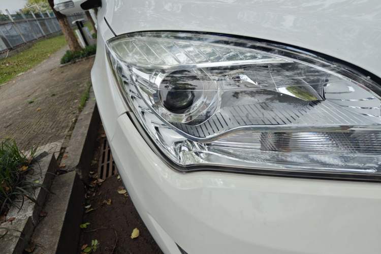 Used CHANGAN CS35 2016 1.6L Automatic Luxury Model China IV Standard
