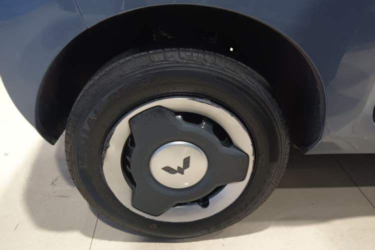 Used Wuling Hongguang MINIEV 2022 Macaron Premium Model – Lithium Iron Phosphate