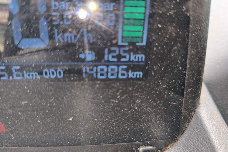 Used Baizhi New Energy Daxiong 2022 10.36kWh Le Xiong Odometer Close Up