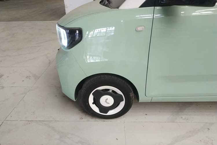 Used Wuling Hongguang MINIEV 2021 Macaron Premium Model – Lithium Iron Phosphate
