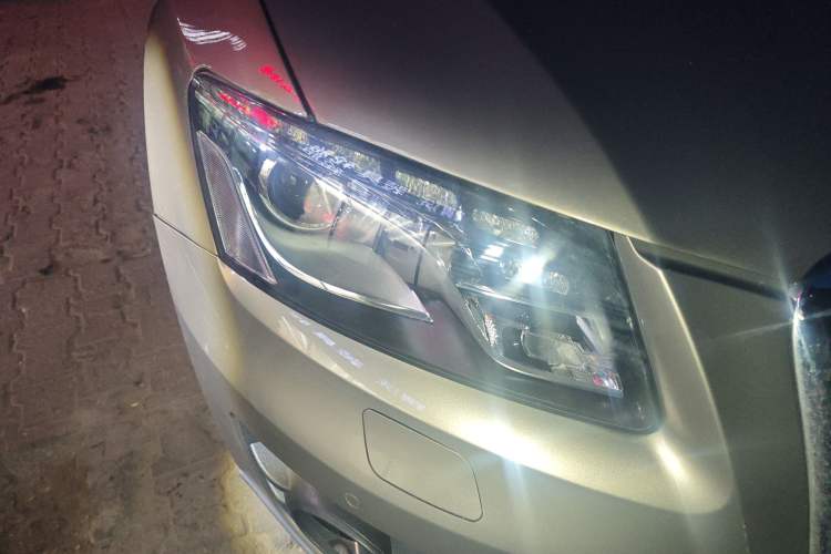 Used Audi Q5 2012 2.0TFSI Technology Model Right Front Headlight