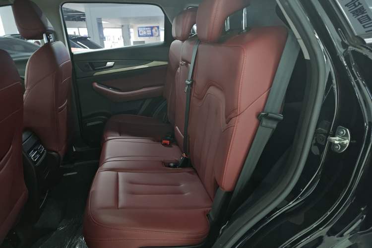 Used JETOUR X70 2023 1.5T DCT Beyond PRO+ Edition 5-Seater