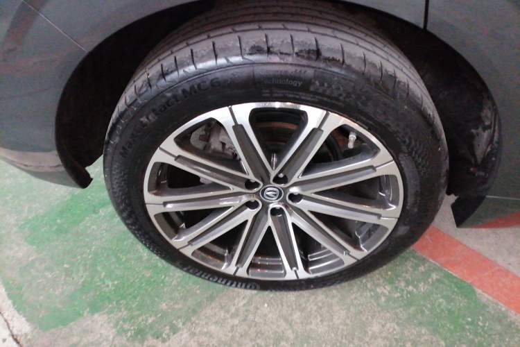 Used CHANGAN UNI-K 2021 2.0T Prestige Edition Right Rear Wheel Hub